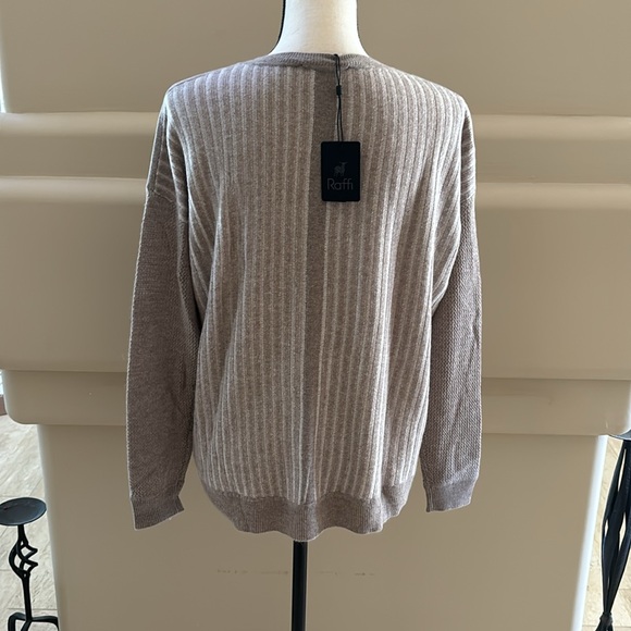 Raffi Men’s Crewneck Sweater. Taupe. Small. NWT. 100% Cashmere Sweater. - Picture 4 of 7